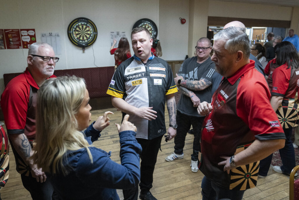 World darts ace Chris Dobey talks to players in Sunderland as part of Cash4Clubs