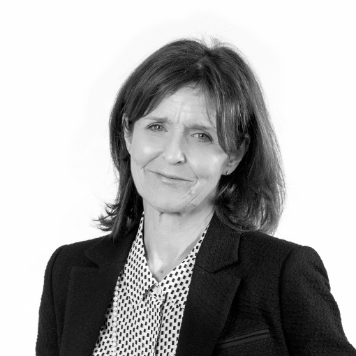 Sported Trustee Louise Dier